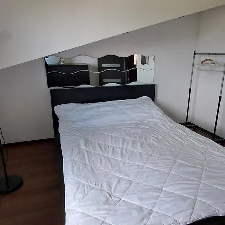 Apartament Lena Apartment *